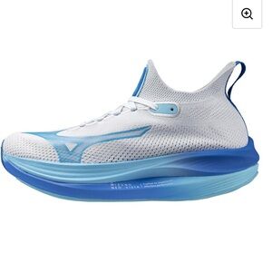 White and Blue Athletic Sneakers Neo Vista Running Shoes 6.5 New